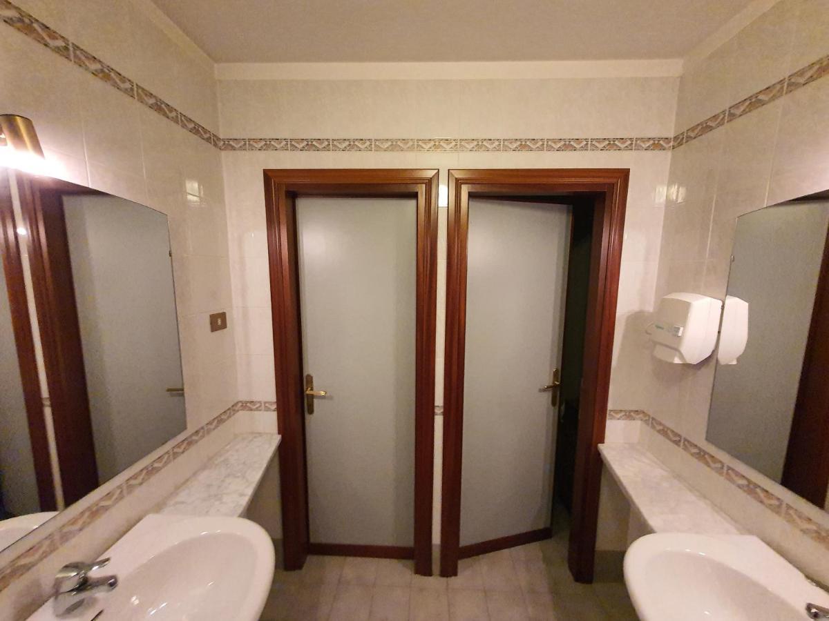 Bed and Breakfast Suore Concezioniste Missionarie - Carmen Salles Roma Екстер'єр фото